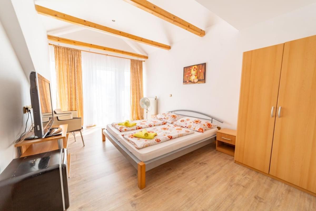Hotel Palazzo Liptovský Mikuláš Exteriér fotografie